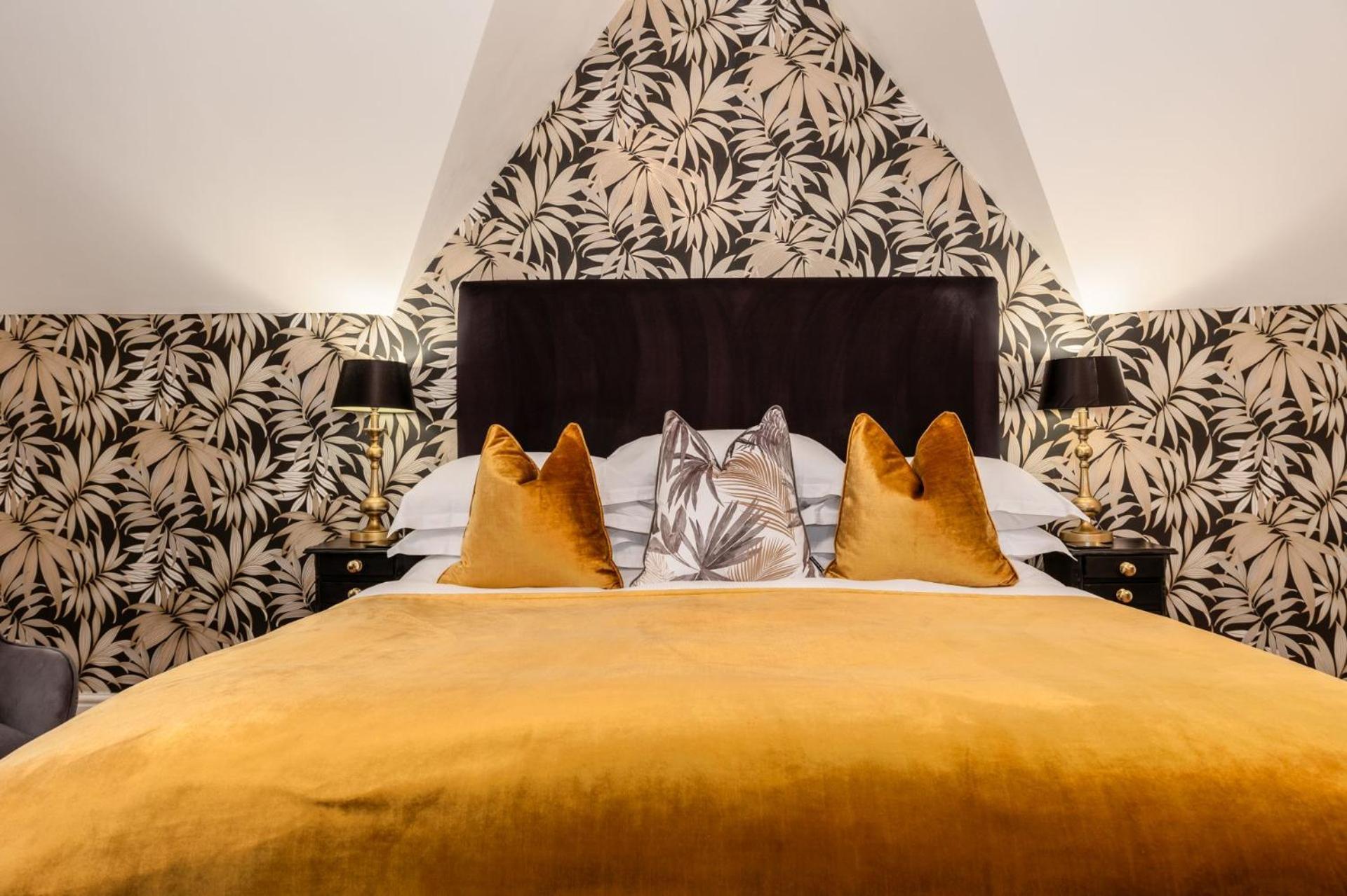 Wheatlands Lodge-Windermere - Guest House Of The Year 2024 - Adult Only - Free Car Park ภายนอก รูปภาพ