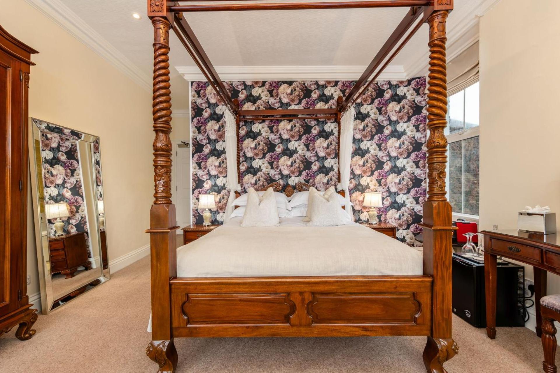 Wheatlands Lodge-Windermere - Guest House Of The Year 2024 - Adult Only - Free Car Park ภายนอก รูปภาพ