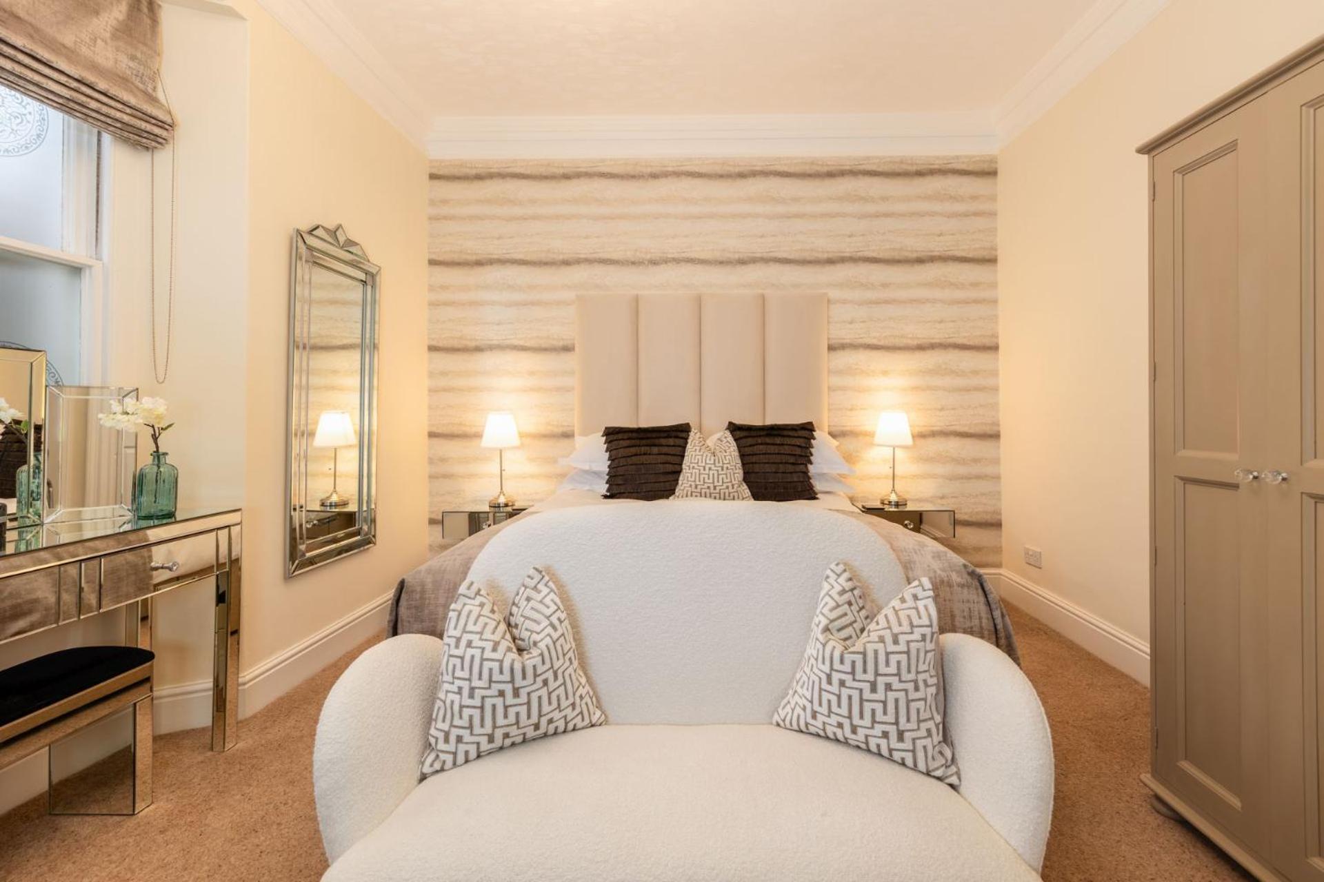 Wheatlands Lodge-Windermere - Guest House Of The Year 2024 - Adult Only - Free Car Park ภายนอก รูปภาพ