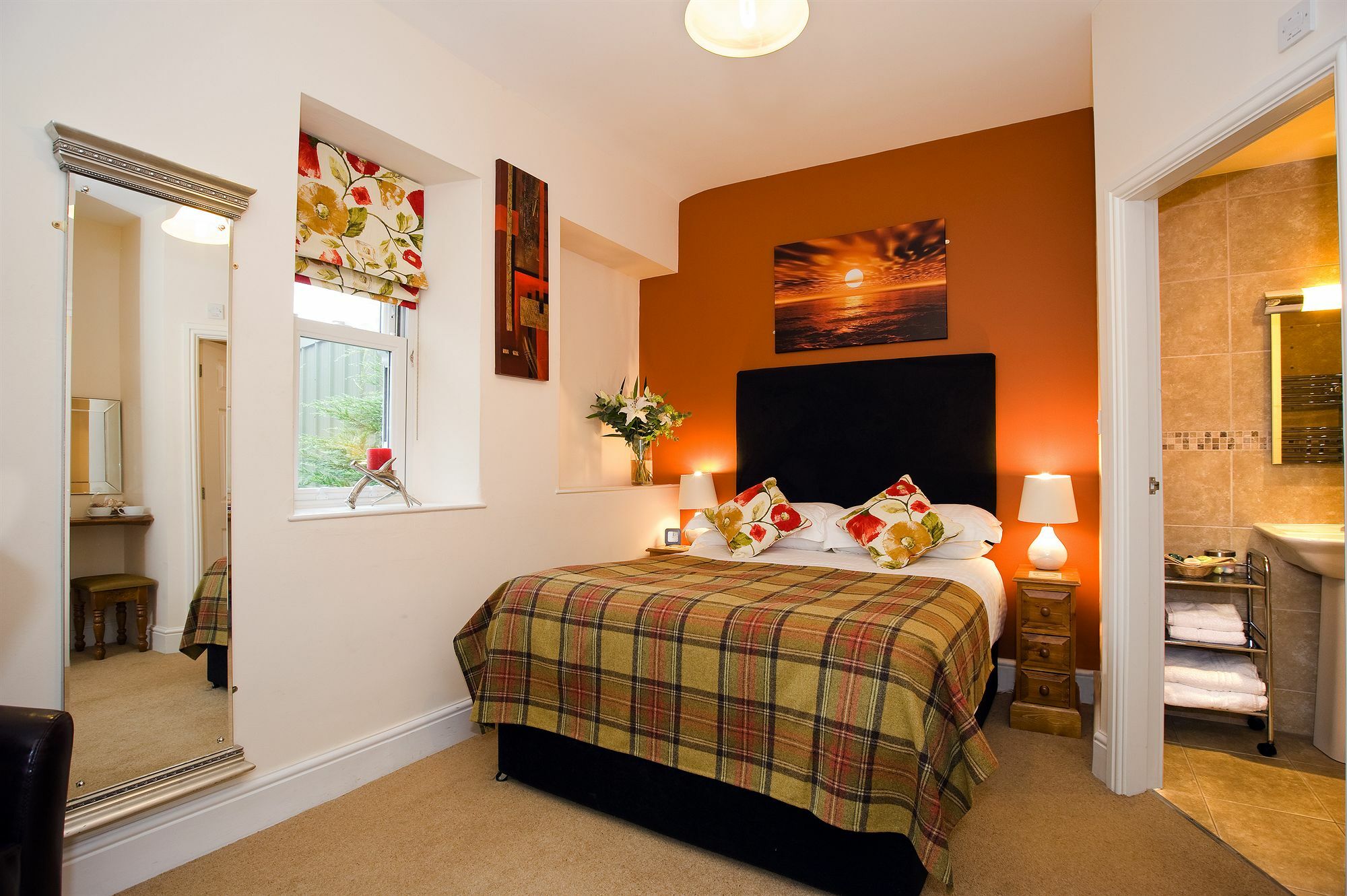 Wheatlands Lodge-Windermere - Guest House Of The Year 2024 - Adult Only - Free Car Park ภายนอก รูปภาพ