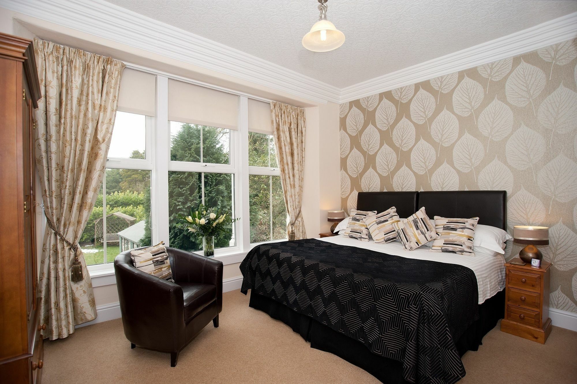 Wheatlands Lodge-Windermere - Guest House Of The Year 2024 - Adult Only - Free Car Park ภายนอก รูปภาพ